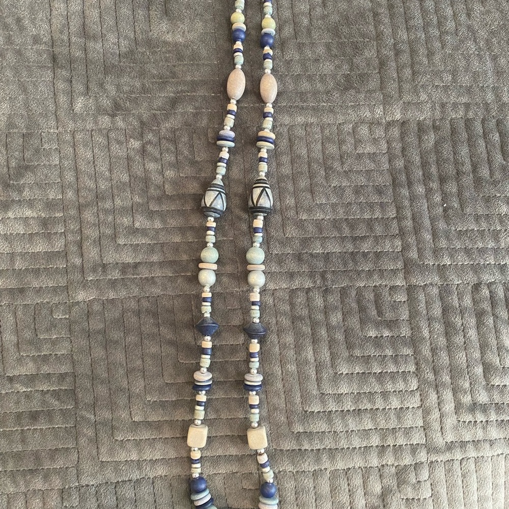 NWOT Denim blues, grays, and silver beaded necklace